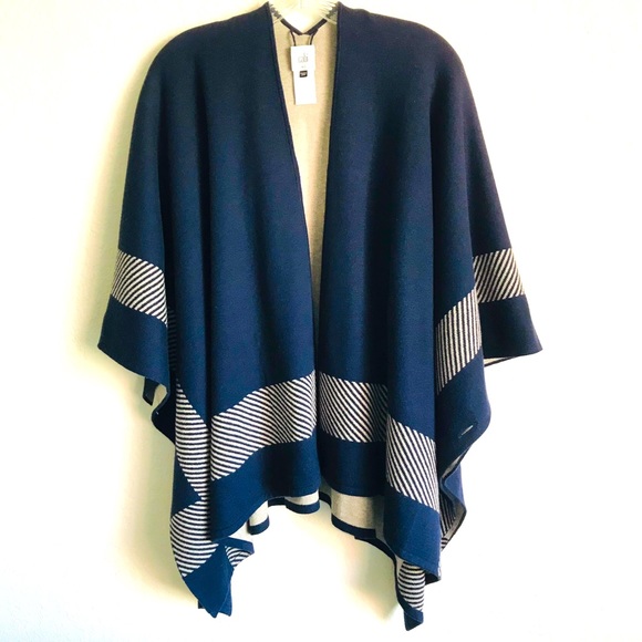 CAbi Reversible Navy/Tan Wrap Sweater Shawl Poncho Open Front Button Sides LNWOT - Picture 3 of 14